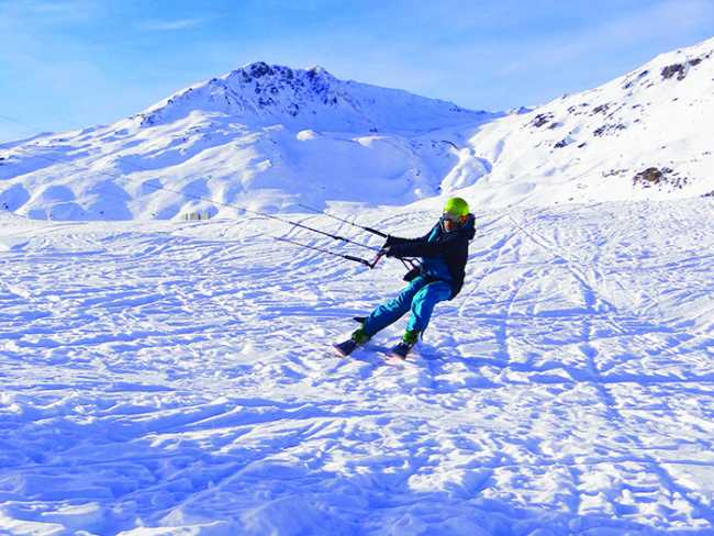 SNOWKITE