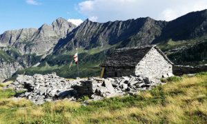 bivacco corte rossa montecrestese