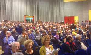 fabbrica pubblico pieno