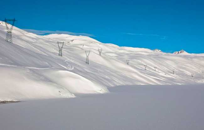 interconnector tralicci neve