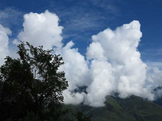 montagna nuvole