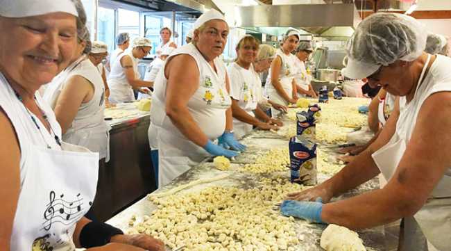 patata sagra preparazione gnocchi