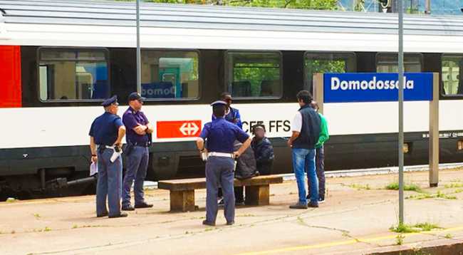 polizia treno