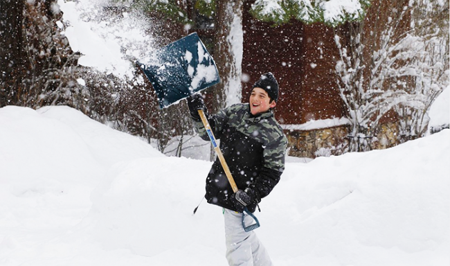 pala neve ragazzo