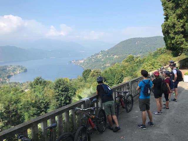 tour