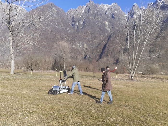 Archäologen bei der Arbeit in Ornavasso