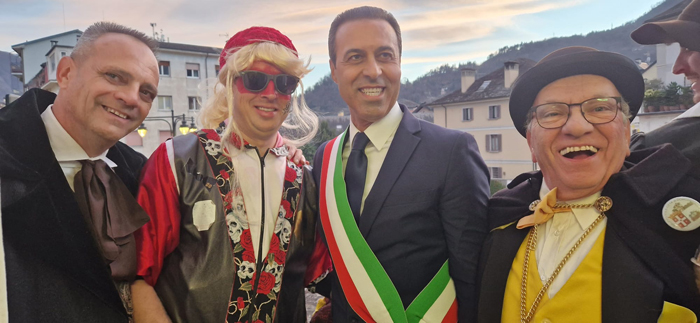 Fasnacht gerade richtig gefeiert 