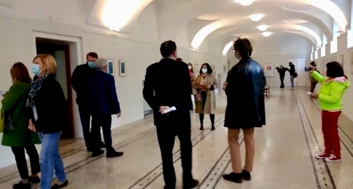 Bei der Internatsschule Rosmini die erste "Artoteca“ des Piemonts, wo die Kunstwerke verliehen werden können